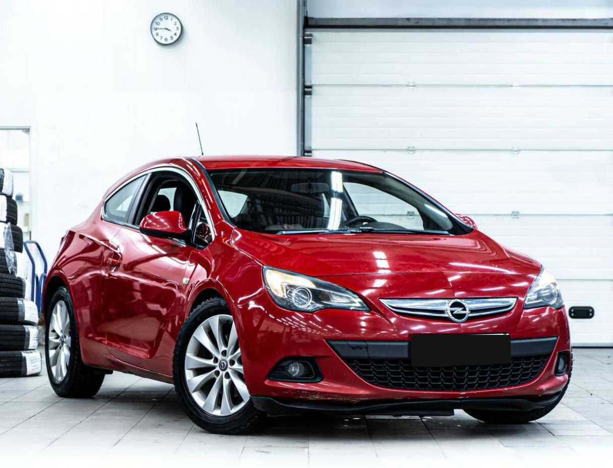 Opel Astra GTC, 2012 Фото №2