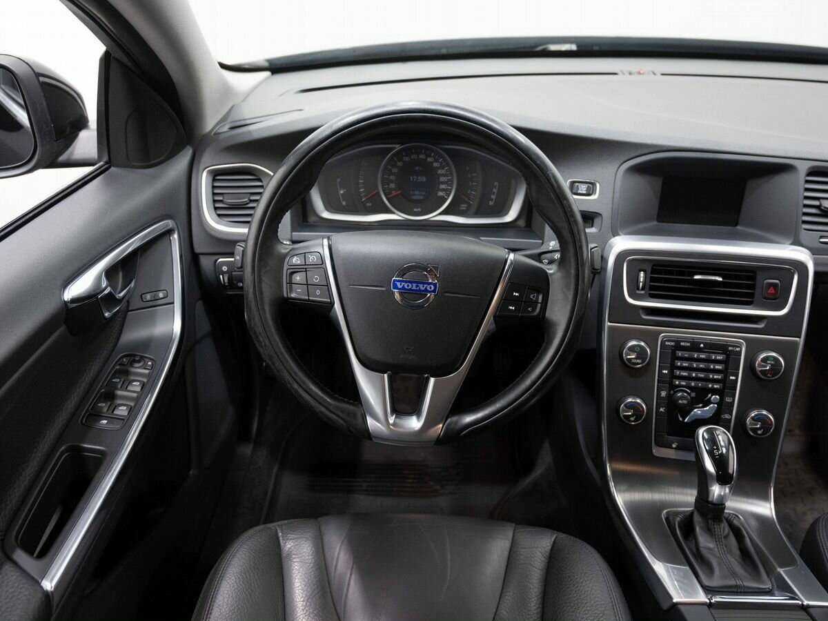 Volvo S60, 2013 Фото №17