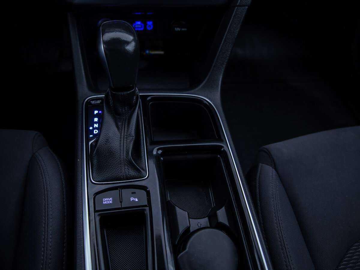 Hyundai Sonata, 2018 Фото №15