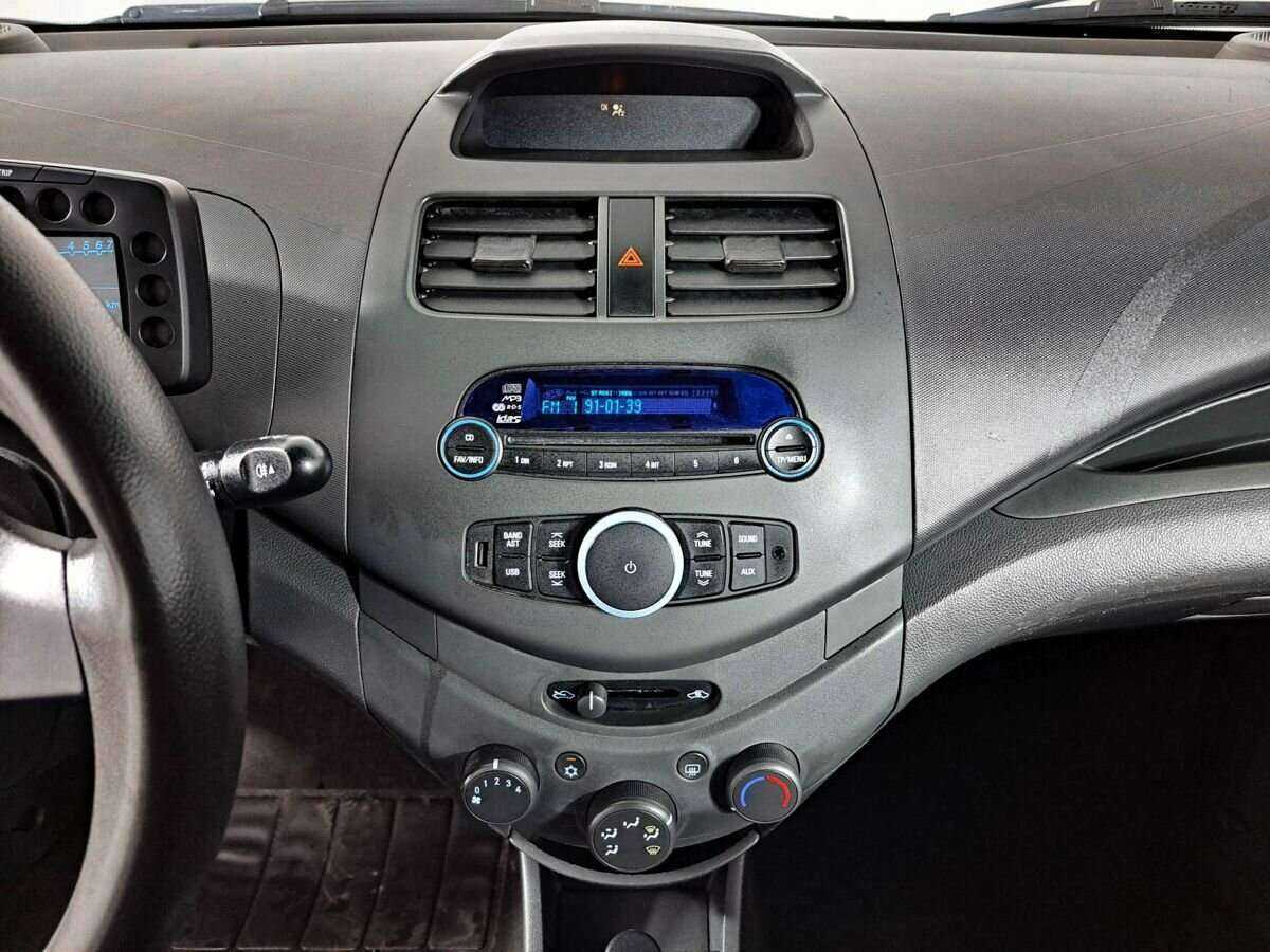 Chevrolet Spark, 2013 Фото №15