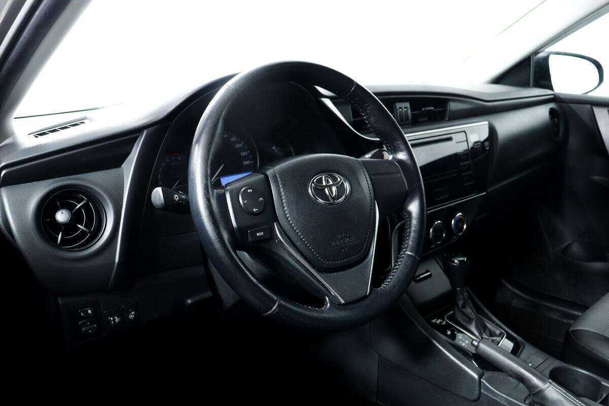 Toyota Corolla, 2017 Фото №13