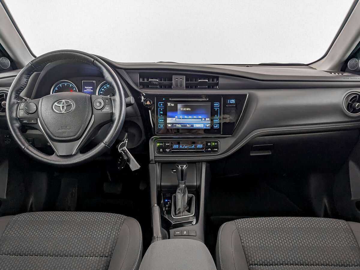 Toyota Corolla, 2018 Фото №13