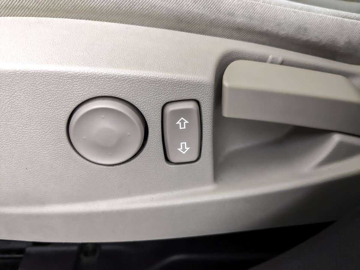 Opel Insignia, 2012 Фото №16