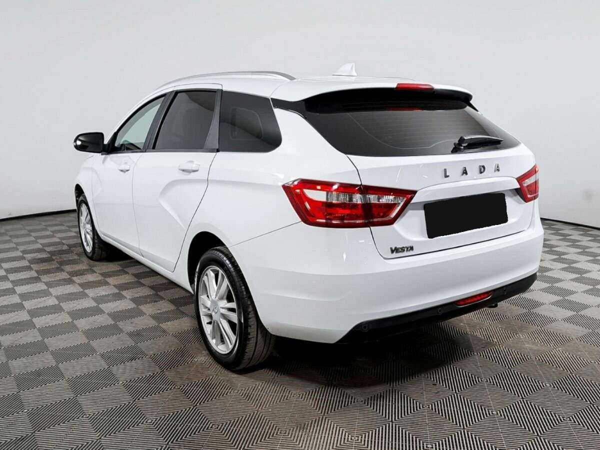 Lada (ВАЗ) Vesta SW, 2018 Фото №7