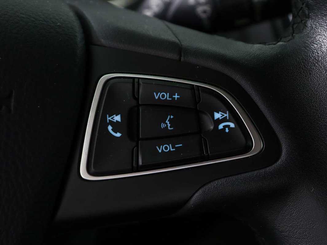 Ford Focus, 2018 Фото №15