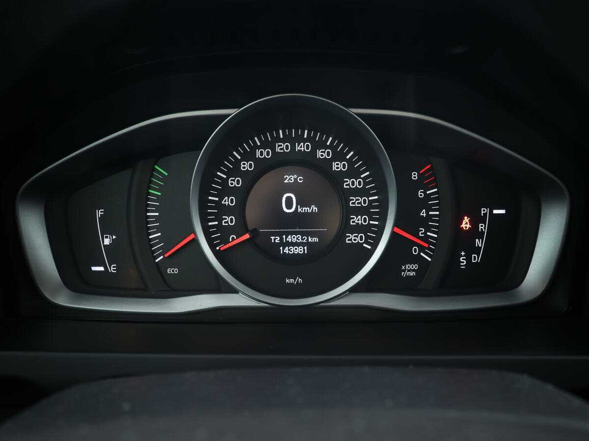 Volvo S60, 2013 Фото №13