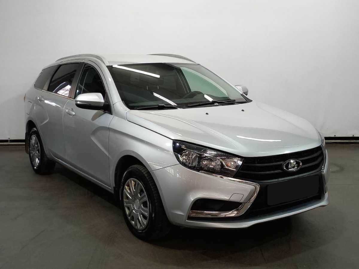 Lada (ВАЗ) Vesta SW, 2021 Фото №3