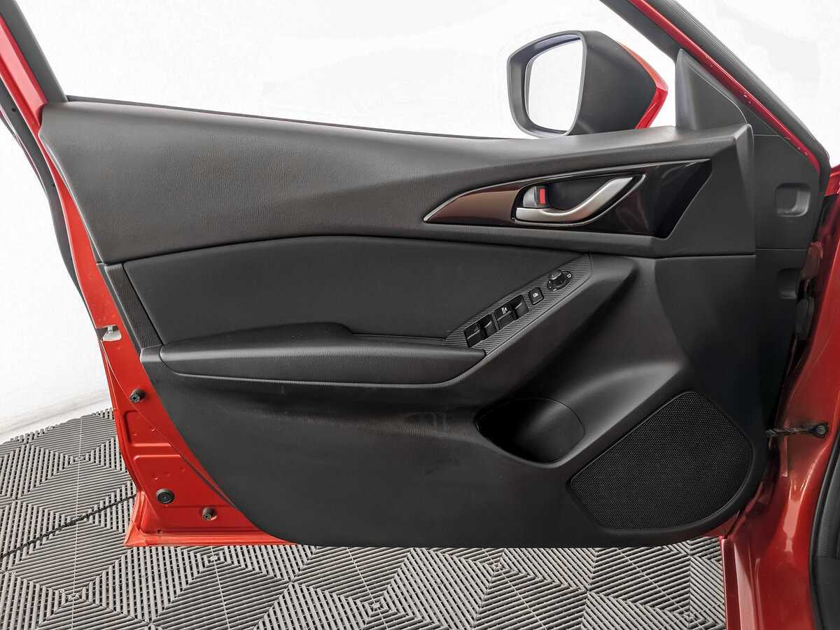 Mazda 3, 2015 Фото №15