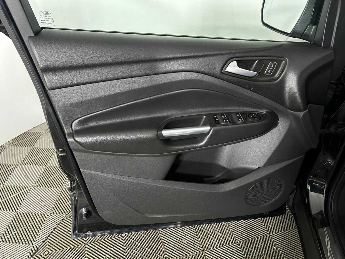 Ford Kuga, 2018 Фото №6