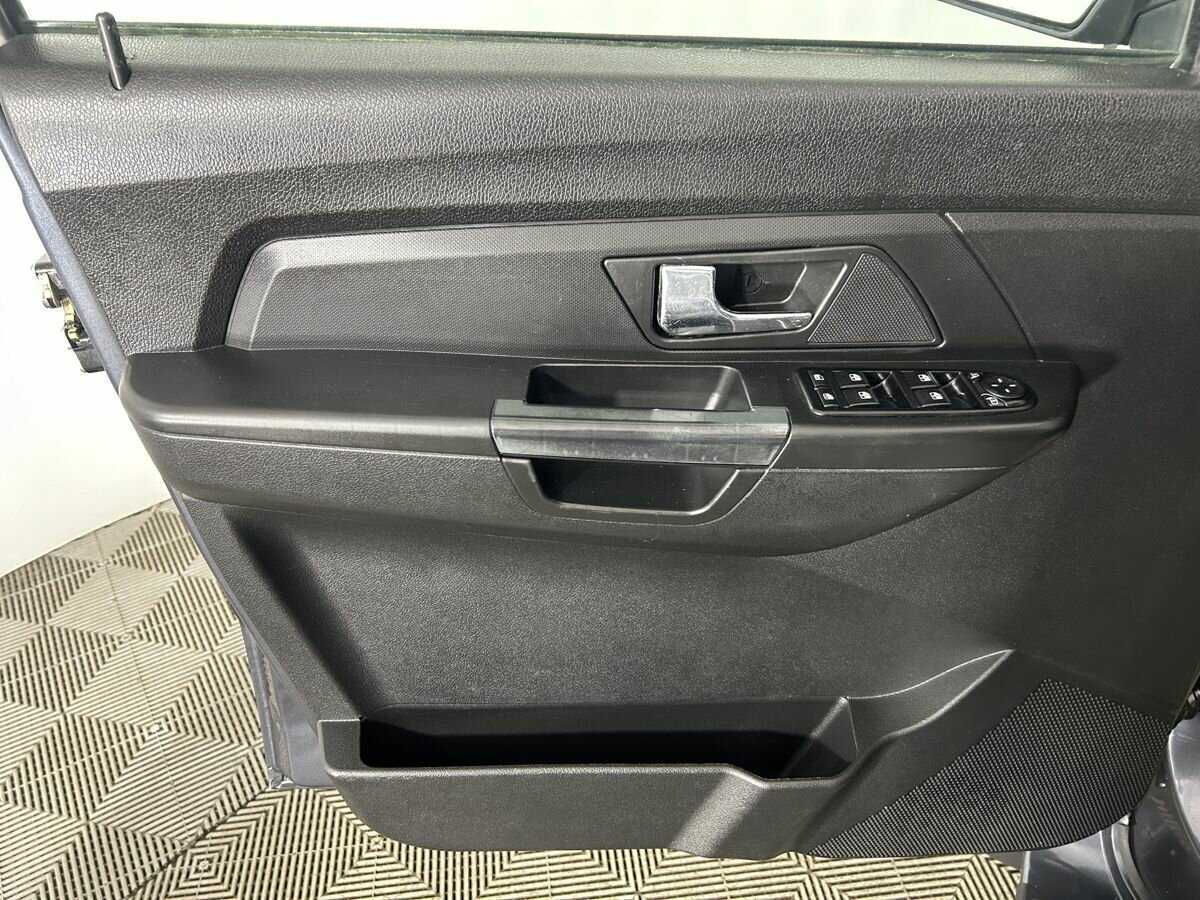 УАЗ Patriot, 2016 Фото №8