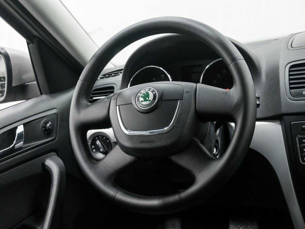 Skoda Yeti, 2012 Фото №11