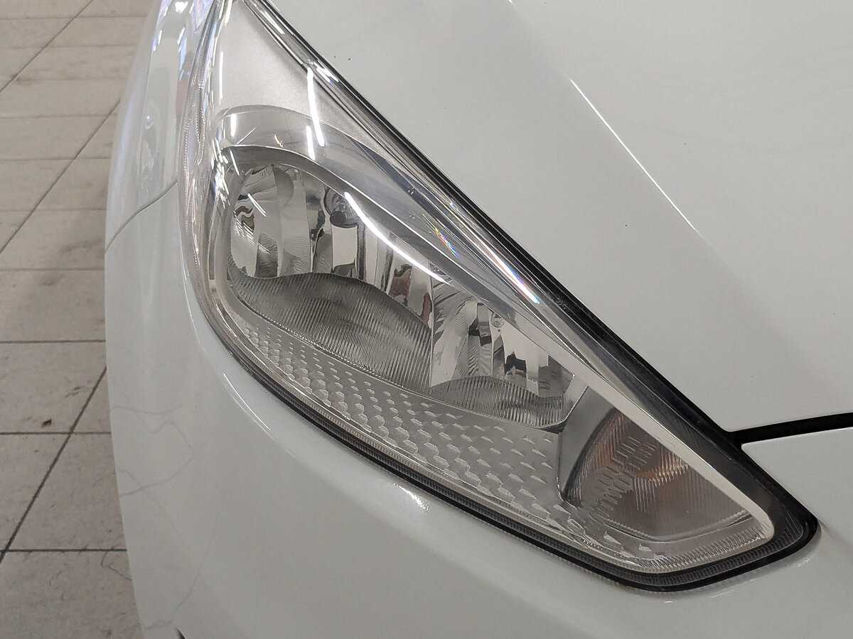 Ford Focus, 2018 Фото №11