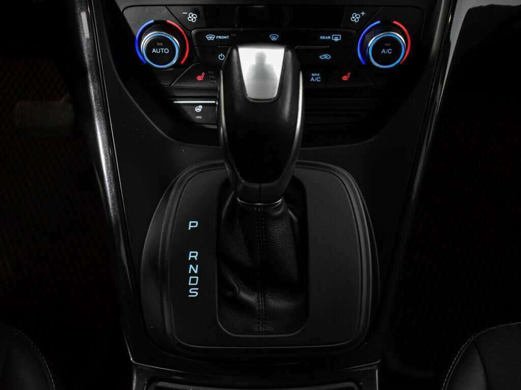 Ford Kuga, 2017 Фото №11