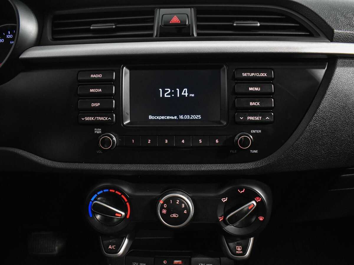 Kia Rio X-Line, 2020 Фото №16