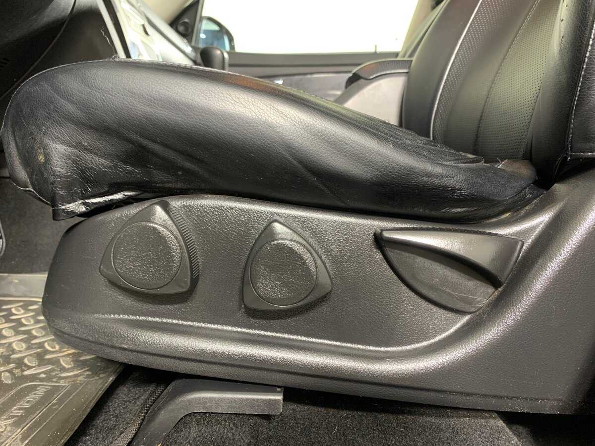 SsangYong Rexton, 2012 Фото №17