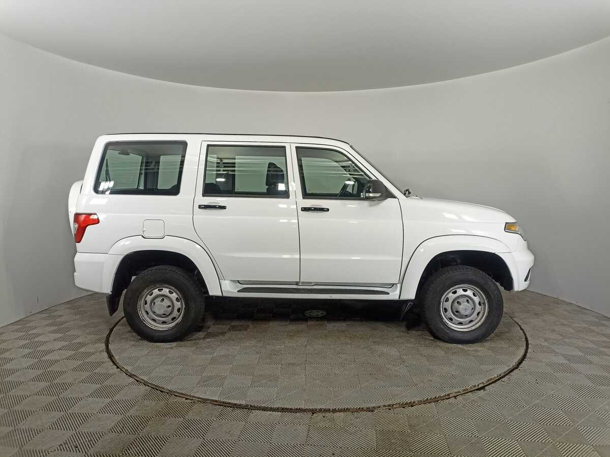 УАЗ Patriot, 2018 Фото №4