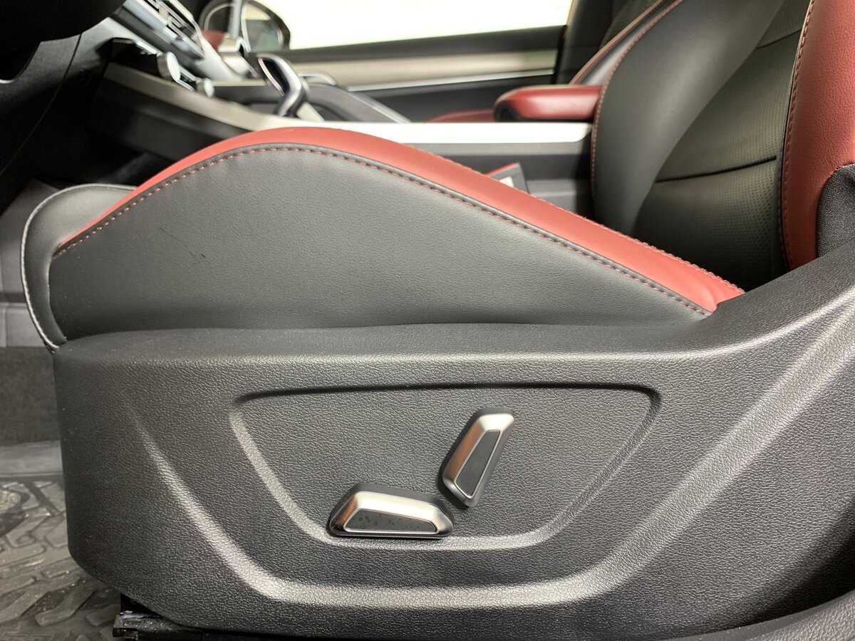 Geely Coolray, 2020 Фото №17