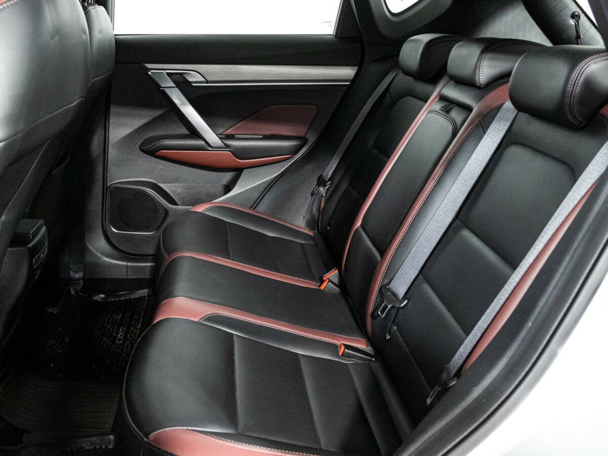 Geely Coolray, 2021 Фото №10