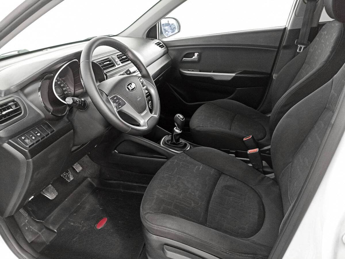 Kia Rio 6-speed, 2015 Фото №16