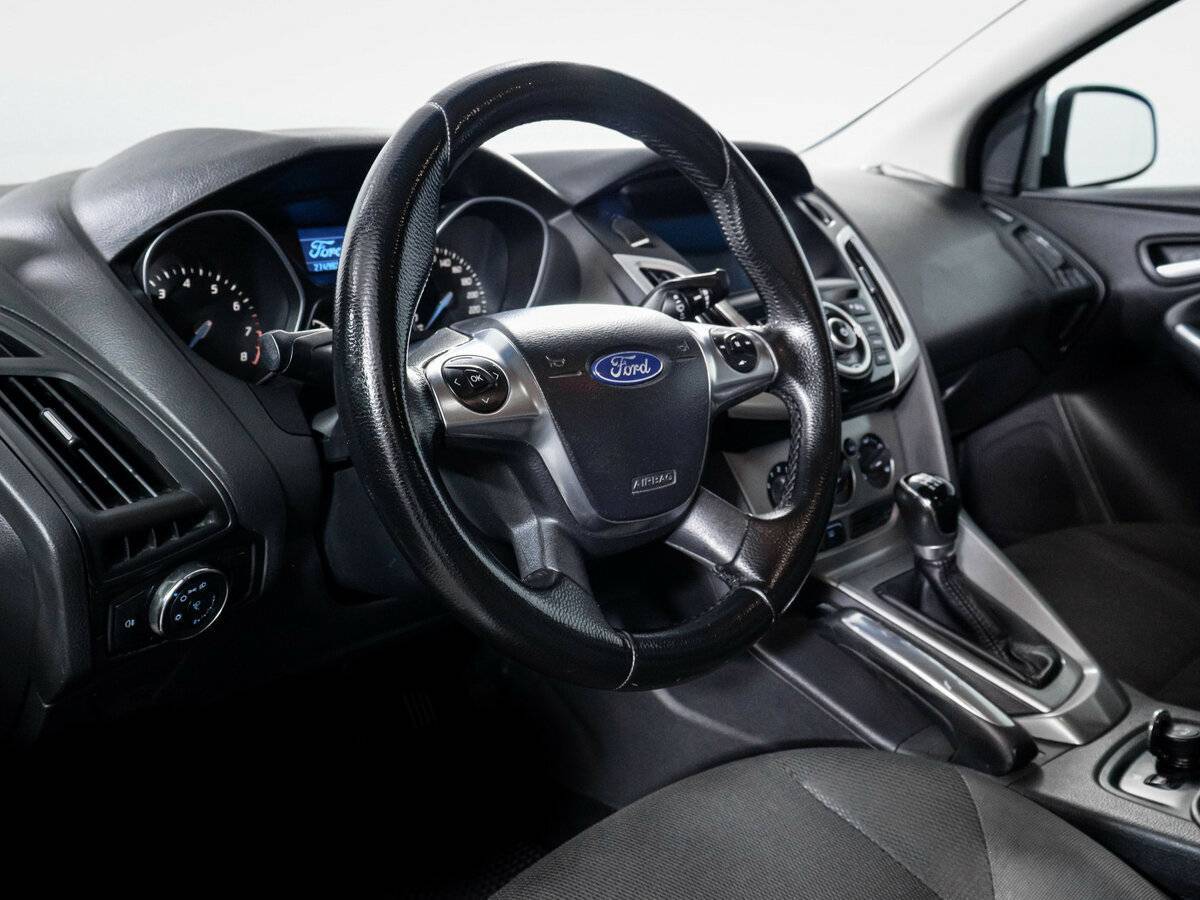 Ford Focus, 2012 Фото №13