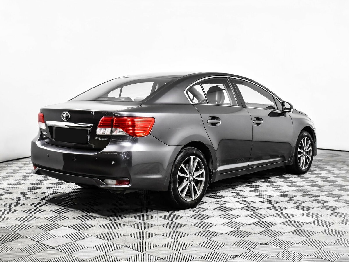 Toyota Avensis III Рестайлинг, 2012 Фото №4
