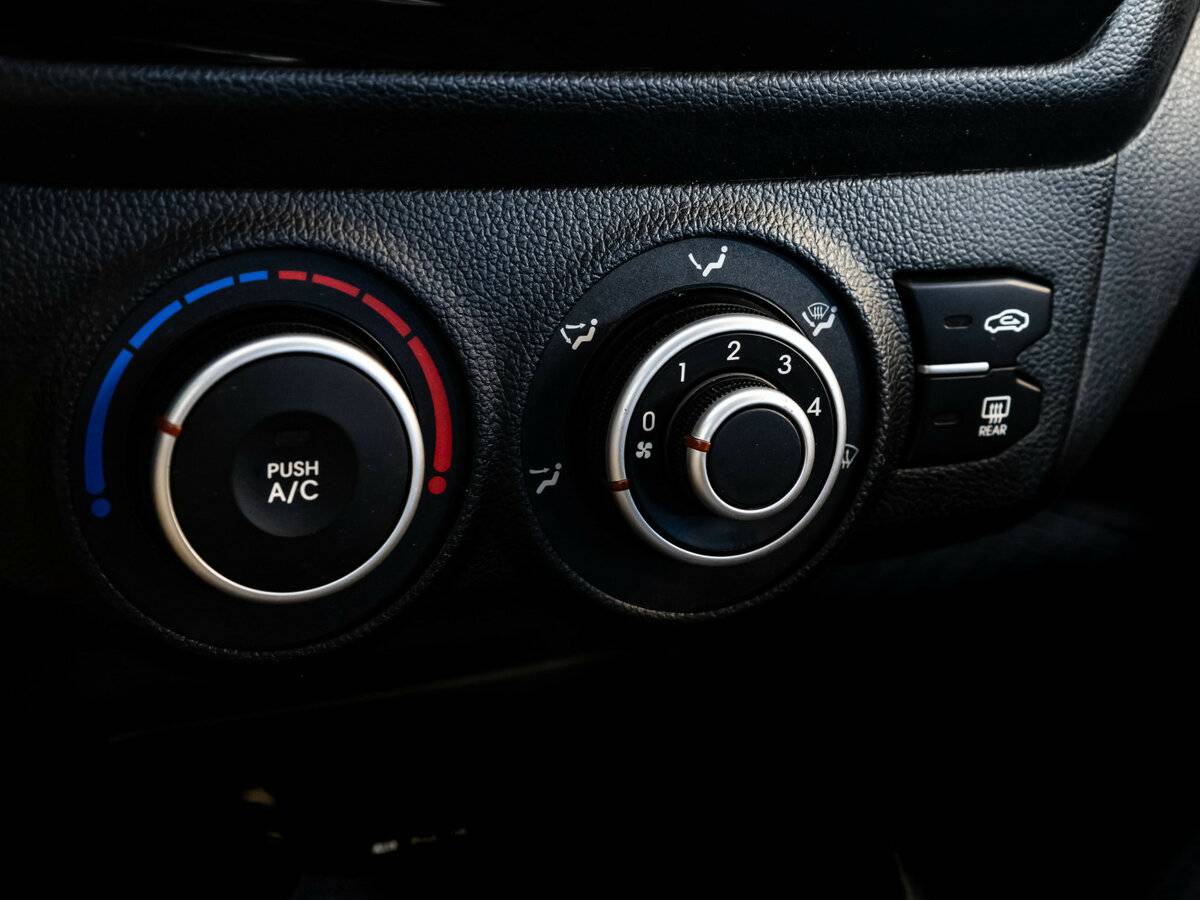 Kia Rio 5-speed III, 2012 Фото №13