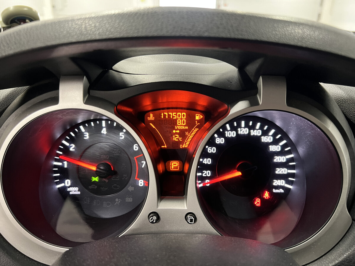 Nissan Juke I, 2012 Фото №11