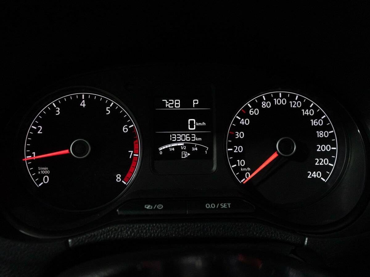 Volkswagen Polo V Рестайлинг, 2020 Фото №12