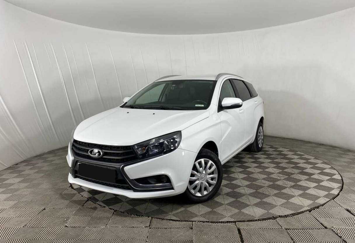 Lada (ВАЗ) Vesta SW, 2021 Фото №1