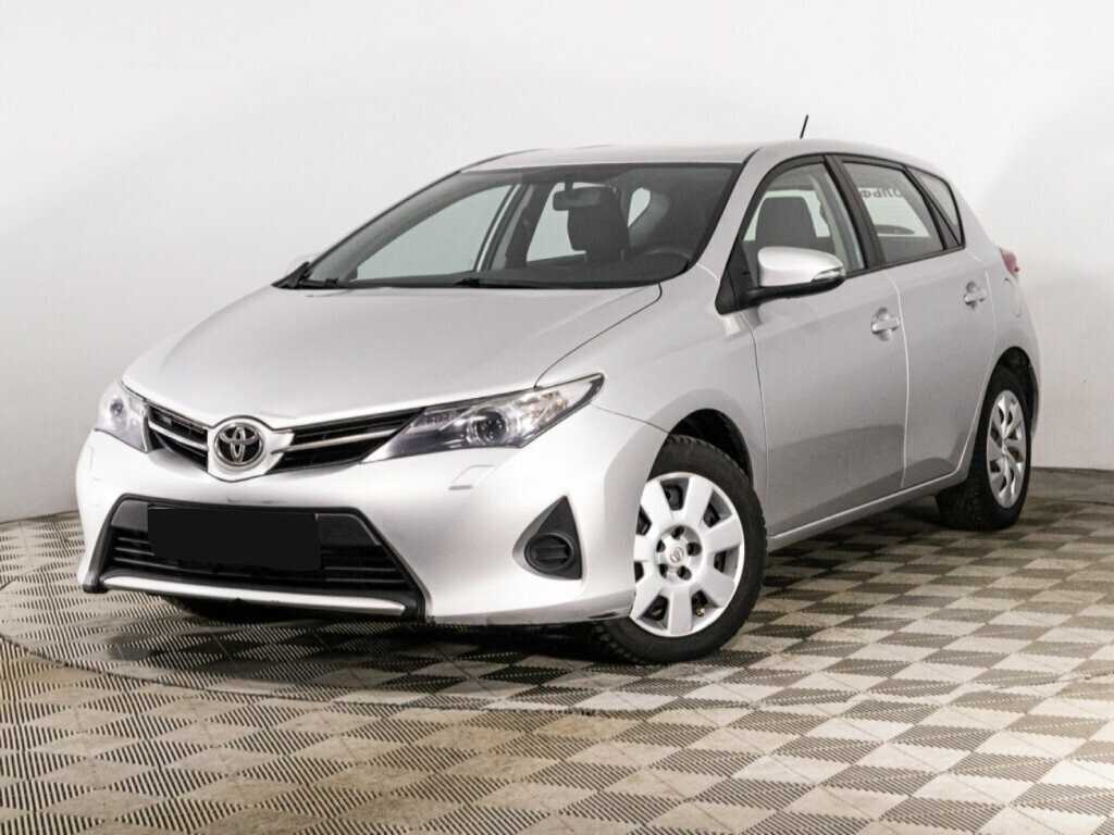 Toyota Auris, 2013 Фото №1